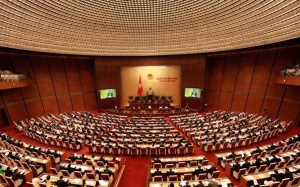 Quốc hội nhất trí tăng thuế thuốc lá, rượu bia