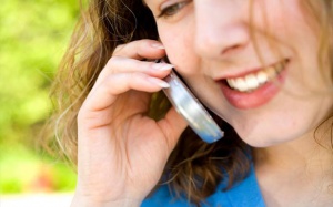 Thêm một “mặt trái” nguy hại của điện thoại di động