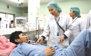 Bác sỹ cần có đủ kỹ năng xã hội!