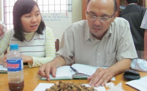 Uống 'rượu phép': Gia chủ và thầy cúng tử vong