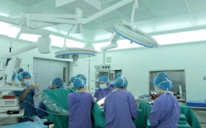 Hy hữu bệnh nhi có 4 quả thận