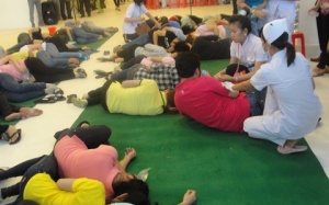 Hơn 20 công nhân nhập viện vì ăn cháo nấm