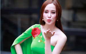 Angela Phương Trinh quyến rũ ra mắt Bước nhảy hoàn vũ 2015