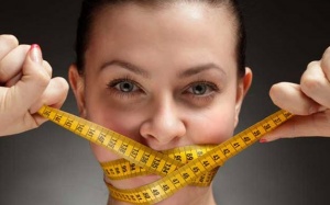 Những cách giảm cân kiểu trời hành của chị em