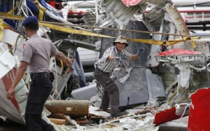 Đã vớt được hộp đen máy bay AirAsia QZ8501