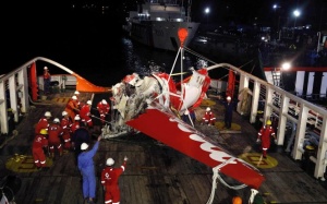 Đã xác định được vị trí hộp đen máy bay AirAsia