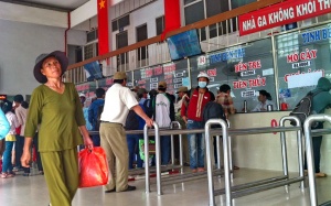 Bến xe miền Tây phụ thu 40% giá vé trong 6 ngày tết 