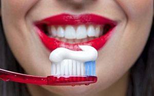 'Điểm mặt' những bí ẩn ghê gớm trong kem đánh răng