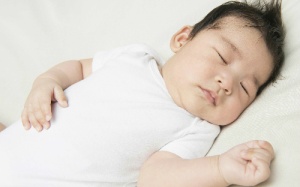 Cách khắc phục tình trạng bé đại tiện khó