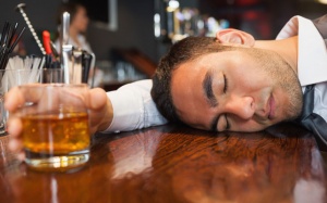 Uống nhiều rượu nguy hiểm hơn đái tháo đường!