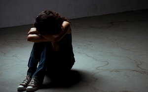 Báo động gia tăng bệnh tâm thần ở người trẻ tuổi