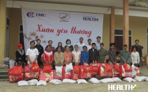 “Xuân yêu thương” về với bản nghèo Rào Con