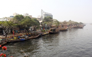 Thuyền hoa Tết tấp nập về bến Sài Gòn