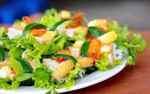 Ăn Tết cực ngon với món cuốn đặc sản Hải Phòng