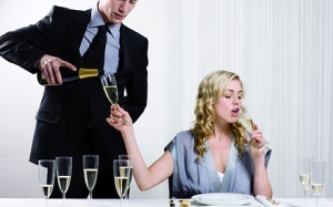 6 dấu hiệu cảnh báo bạn đang nghiện rượu