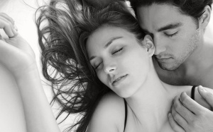 Cẩm nang lên giường: Trân trọng đàn ông từ phẩm giá!