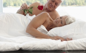 “Chuyện ấy” giúp người già minh mẫn hơn