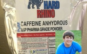 Tử vong do dùng bột caffeine quá liều