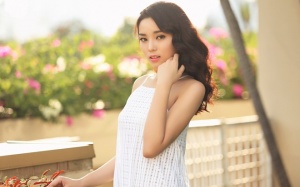 Kỳ Duyên tái xuất sau 'siêu bão' mang tên 'nụ hôn'