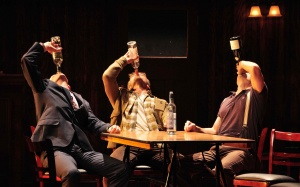 Đàn ông uống nhiều rượu nhất ở tuổi 25