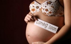 Kinh nghiệm đẻ thường “siêu nhanh” của những mẹ bầu bé nhỏ