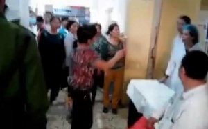 Chúng ta đang tạo ra những tiền lệ xấu????