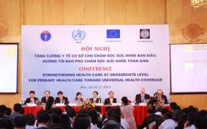 Nâng cao năng lực cán bộ y tế cơ sở, đẩy mạnh chăm sóc sức khỏe nhân dân