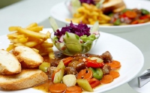 Đổi vị cuối tuần với mòn bò lúc lắc