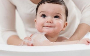 Mẹo chọn sữa tắm cho trẻ