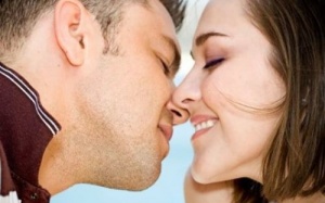 Mặt trái đáng sợ của nụ hôn