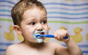 Mắc bệnh vì đánh răng 4 lần mỗi ngày