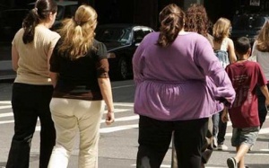 Đi bộ giúp giảm thèm ăn ngọt