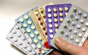 Thuốc tránh thai có thể gây teo não?