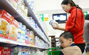 Không quảng cáo, tiếp thị: Giá sữa chưa suy chuyển