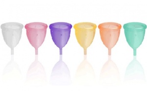 Có nên dùng cốc nguyệt san thay cho băng vệ sinh?