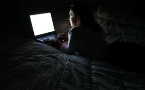 Infographic: Công nghệ ảnh hưởng thế nào đến giấc ngủ