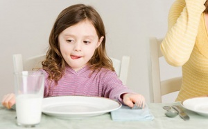 5 hiểu lầm cực lớn của cha mẹ khi cho con uống sữa