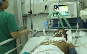 Bác sỹ có quyền và có… tiền