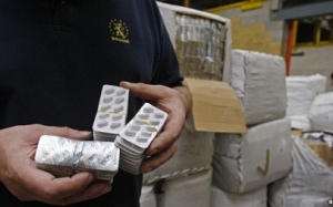 Châu Á đối mặt với vấn nạn thuốc giả