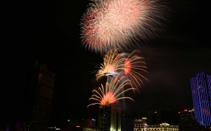 Mãn nhãn với màn trình diễn pháo hoa nghệ thuật