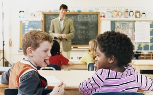 Trẻ hiếu động hay… bệnh?