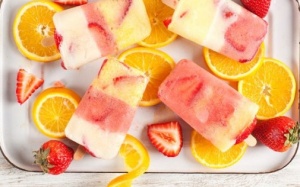 Kem dâu tây và cam - rực rỡ đến ngất ngây