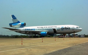​'Bệnh viện bay' Orbis đến Huế khám chữa bệnh từ thiện