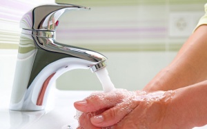 Ốm thêm vì xà phòng diệt khuẩn