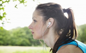 Đổ mồ hôi nhiều là bệnh gì?