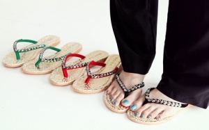 Tác hại không ngờ của dép xỏ ngón