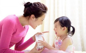 Cho bé dùng sữa tươi như thế nào để có lợi?