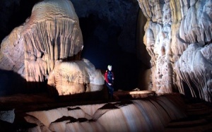 Vì sao du khách phải “xếp hàng” đến 2016 để khám phá Sơn Đoòng?