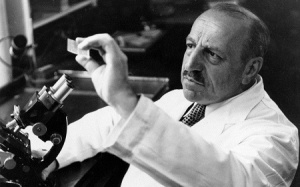 Tầm soát ung thư cổ tử cung: Ba năm một lần