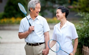 Tập thể dục làm tăng tuổi thọ ở người già